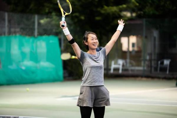 滨河体育中心拉丁舞培训课程的内容与学员体验(图1)